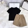 مصمم ESS Baby Kids Clothing مجموعات الأولاد Girls Essentials Summer Tshirts و Shorts Tracksuit Withing Youth Outfites Shirt shir E36