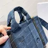 Borsa tote di lusso in denim Borse firmate da uomo Tracolla larga Borse tote moda uomo Borsa casual con lettere classiche