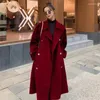 Kvinnors dikerockar Fashion Elegant Black Woolen Coat 2023 Höst och vinter Löst dubbelbröst temperament Hepburn Lång röd överrock