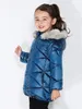 Donsjas COTE Winterjas voor kleine meisjes Peuter Kids Puffer FauxDown Sherpa gevoerde bontkap Middelzwaar waterbestendig 231113