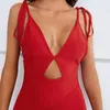 Robes décontractées 2023 Couleur rouge Femmes Sexy Rayon Bandage Mode Halter Bretelles Robe longueur au genou Célébrer la fête d'anniversaire