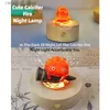 Luzes noturnas Calcifer Fire Night Lamp Mini Moving Castle Anime Figura Calcifer Night Light para decoração de quarto Home Office Desk Decor Presente Q231114