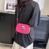 스타일 크로스 바디 가방 개인화 된 패션 핸드 헬드 카메라 가방 PU 가죽 다목적 서양식 어깨 가방 여성을위한 스타일