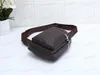 Homme Cross Body Wallet Classique Poitrine Sacs Essentiel Pour Les Sports De Plein Air De Luxe Noir Et Marron Imprimer Sling Sacs Designer Casual Taille Sac À Dos