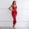فساتين غير رسمية 2023 اللون الأحمر امرأة مثير أزياء ضمادة أزياء الرسن بدون حمالات فستان بطول الركبة