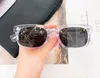 Silver Crystal/Gray Square Solglasögon för män Sunnies Gafas de Sol Designer Solglasögon Shades Occhiali Da Sole UV400 Protection Eyewear