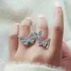 Band Rings Inlaid S Sparkling Butterfly Open Ring Women's Personalized Fashionable Daily Accessories Party Jycken Födelsedagspresent 231114