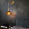 Vägglampa retro mässing glas modern nordisk säng bakgrund ljusarmatur lampskärm badrum spegel haning belysning sconce