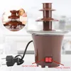 Andere Küchen-Essbar-Schokoladen-Fondue-Brunnenmaschine mit 3 Ebenen für Nacho-Käse-BBQ-Sauce, US-Stecker 231114