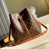 M57032 Urocza neonoe BB Mini Burck Bag Fashion Gained Cowide Skórzana Bagna szare sznurka torba na ramię Messenger Crossbody torebki