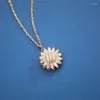Pendant Necklaces Zircon Rotate Daisy Sunflower Choker Necklace Luxury Niche Rotating Crystal Flower Stainless Steel Jewelry