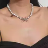 Choker Styliska spindlar Pendant Halsband Fashionabla pärlor med pärlkedja med reflekterande mångsidig smyckenillbehör