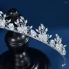 Haarspeldjes HIBRIDE Fonkelende Bladbloem Ontwerp Sieraden Accessoires Bruiloft Bruids Tiara En Kroon Voor Vrouwen Feestgeschenken C-63