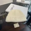 Moda lã malha chapéu para mulheres designer loewe gorro inverno cashmere tecido quente chapéu para homem presente de aniversário 657