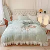 Ensembles de literie rose Super doux chaud velours polaire ensemble 3D Rose sculpté dentelle housse de couette drap de lit taies d'oreiller