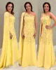 Nov aso 2023 ebi arabe jaune sirène les robes de mariée en dentelle en satin en mousseline de soie de fête de fête formelle célèbre célébrité mère de mariés robe zjt017