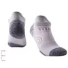 Sports Socks ao ar livre Tornozelo de basquete Nylon cor brilhante rapidamente respirável sem show bike running esport de viagem novidade 230413