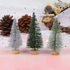 Obiekty dekoracyjne figurki 3 sztuki choinka mini sosna z drewnianą podstawą DIY stół domowy Top Decor Miniatures SL 79CM 231114