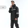 Wodoodporne spodnie płaszczowe z przyciągającymi wzrok odblaskowymi płaszczami płaszczami na zewnątrz robotnik oddychający kombinezon deszczowy H23-84