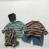 Camisetas meninas meninos meninos camisetas crianças camisetas de manga longa para a camisa de algodão listrada de meninas 1 a 6 anos de roupa infantil estilo coreano 230414