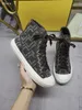 2024 scarpe sportive casual da donna scarpe da viaggio moda donna stivali sneaker stringate 100% tessuto in pelle palestra scarpa con suola spessa stivali firmati piattaforma scarpe da ginnastica da donna taglia 35-45