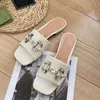 2023 Designer Princetown Hausschuhe Echtes Leder Kristall Mules Frauen Loafer Metallkette Bequeme Freizeitschuh Spitze Samt Slipper 07