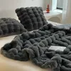 Dekens 2023 Winter Imitatiebont Pluche Deken Warm Super Zacht Bed Sofa Cover Luxe Pluizige Gooi Slaapkamer Bank 231113