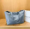 Wholesale P Luxury Designer Brands Shopping Bags Women Waterproof Leisure Travel Bag Large Capacity Nylon Mommy Tote Ladies Shoulder Bag Handbag