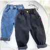 Spodnie chłopców ubrania dżinsowe spodnie swobodny kolor polarowy spodnie termiczne Oważne maluch dziecięcy dzieci zimowe spodnie 36 m bawełny chłopiec bawełny dżinsy 231114