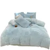 Bedding sets Winter Blue Long Hair Duvet Cover Set Warm Bedding Linen Home Texitle Queen Cystal Flannel Fleece Bedcloth 220*240 Dropship 3pcs 231113