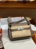 2023 Nuova borsa da donna Borsa di design di lusso Gypsy Mini Vintage Wanderer Bag Swift Leather Casual One Shoulder Oblique Straddle Postman Bag Cross Lock Bag