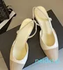 alta qualità Classica pelle piatta Tacchi gattino Sandali con cinturino alla caviglia Décolleté Tacchi grossi Abito Ballerine da donna designer di lusso Sandali da donna Scarpe da sposa bo