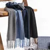 Halsdukar Ny rutig mönster Trend Handsome Men's Scarf Imitation Cashmere Winter Fashion Pendling Neckskydd Värme Utökad SHL YQ231114