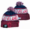 Idians Beanie Cleveland Beanies Alle 32 Teams Gestrickte Bündchen-Pom-Männerkappen Baseballmützen Gestreifte Sideline-Wolle Warm USA College Sport Strickmützen Kappe Frauen a