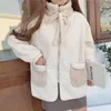 Trench Femme Manteau En Laine D'agneau Femme Hiver Coréen Poches Lâches H Épais Chaud Parkas Femmes Coton Veste Rembourrée Vestes Japonaises