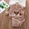 Conjuntos de roupas de inverno para meninos conjunto de roupas outono algodão grosso com capuz camisola bonito urso duas peças conjunto de lã para meninas 0-6 anos 231114