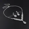 Set di orecchini con collana a goccia di zirconi cubici di lusso Set di gioielli da sposa per damigella d'onore da sposa Regali per le donne