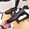 Designer Italiaanse Luxe Merk Suède Herenschoenen Kwastje Ontwerp Loafers Slip-on Handgemaakte Hoge Kwaliteit Nubuck Lederen Schoenen Puntige Neus Dikke Zool