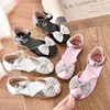 Flat skor mjuka botten barn strass prinsessan sandaler flickor singel för bröllopsfest dans svart silver rosa 1 2 3 4 5 6-11t