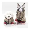 犬のアパレルラグジュアリーペットコートデザイナー秋の冬の暖かい犬服服ジャケットチワワブルドッグビチョンシュナウザー子犬キティアウトウィアdhcde