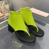 2023 Designer Luxo Sexy Sandals de salto aberto de salão clássico feminino de couro genuíno preto/branco/vermelho/verde/amarelo traseiro zíper da passarela Sandal ladys chinelos de salto