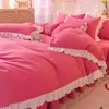 Set di biancheria da letto Copriletto a forma di cuore per ragazza Gonna in quattro pezzi di lusso Copripiumino per levigatura spessa stile principessa coreana Tre set