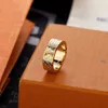 Marca Mujer Anillo de compromiso Anillo de bodas Joyería de diseñador Amor Moda Chica Regalo Joyería Cena romántica Anillos de azúcar Joyas Hi-q 14 de noviembre