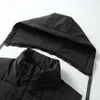 のジャケット冬の黒いノースリーブジャケット2023新しいカジュアルウォームの厚い長いベストフード付きジッパーコットンパッド入りの男性ウエストコート高品質