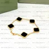 pulseira de trevo designer de luxo joias corrente de charme feminino trevo de quatro folhas pulseira colar brinco conjunto verde vermelho preto branco azul cor de rosa designer de pulseiras