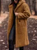 女性の革のフェイクレザー秋の秋の冬の長いコート女性ぬいぐるみ温かいフェイクファーコート女性ファーテディジャケット女性テディコートアウトウェアレディース231114