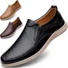 Mocassini da uomo classici di marca di lusso Scarpe eleganti da uomo Scarpe da sposa marrone scuro in vera pelle da uomo Mocassini da uomo Slip on Formal Flat D2H24