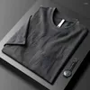 T-shirt da uomo T-shirt lavorata a maglia jacquard di lusso leggero e semplice per uomo Moda casual Seta di ghiaccio traspirante Girocollo corto