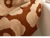 Koce Rzuć pluszowy wełniany kasztanowy koc miękki ciepły elegancki kwiatowy wystrój fanelowy na zimową kanapę sofę do łóżka sofa