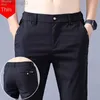 Calças masculinas Novo verão calças casuais de calça fina de calça fina de moda masculina estirada cáqui correndo 28-38 homens calças w0414